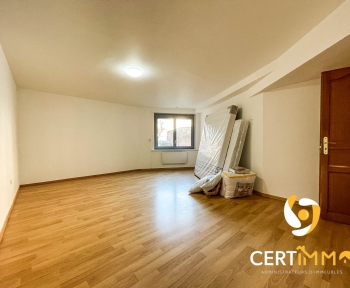 Location Appartement meublé  pièce Lille (59000) - rue de cambrai