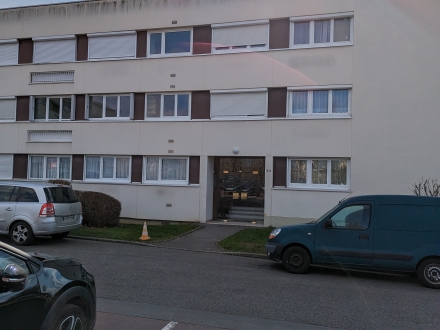 Location Appartement 4 pièces Plaisir (78370) - residence privée