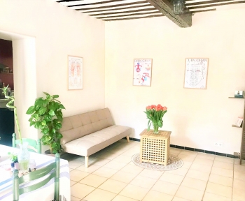 Location Appartement 2 pièces Pernes-les-Fontaines (84210)