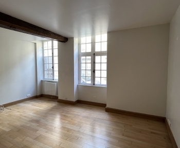 Location Appartement 2 pièces Senlis (60300) - CENTRE VILLE