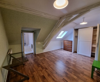 Location Appartement meublé 4 pièces La Châtre (36400)