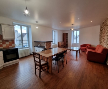 Location Appartement meublé 4 pièces La Châtre (36400)