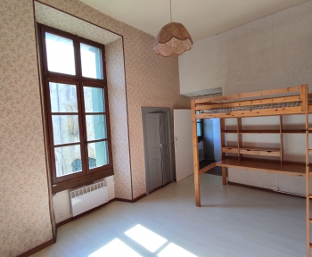Location Appartement 2 pièces Mirepoix (09500) - CATHEDRALE