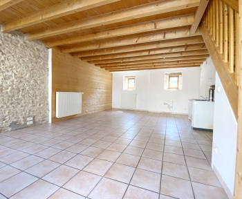 Location Appartement 4 pièces Ornans (25290) - Rue du Stade