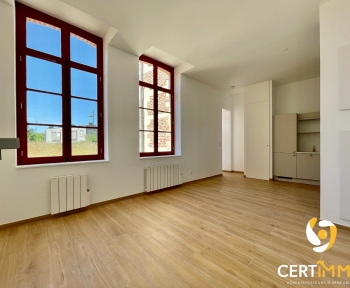 Location Appartement avec terrasse  pièce Valenciennes (59300) - place verte