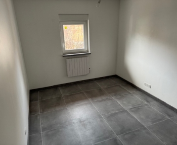 Location Appartement 3 pièces Betschdorf (67660) - rénové