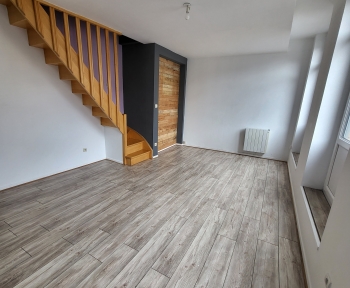 Location Appartement 3 pièces Arras (62000) - ARRAS RUE DELANSORME 