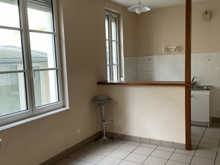 Location Studio 1 pièce Chalon-sur-Saône (71100) - GRANDE RUE
