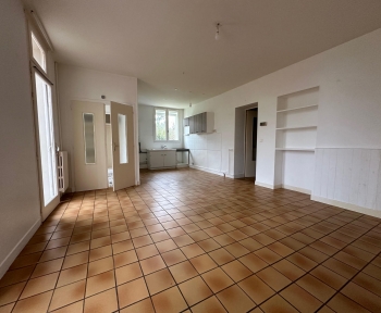 Location Maison 3 pièces Pouydesseaux (40120)