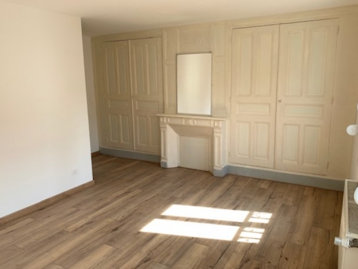 Location Maison 4 pièces Nesle (80190)