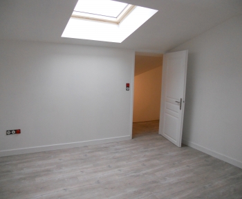 Location Appartement 4 pièces Sainte-Menehould ()