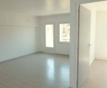 Location Appartement avec balcon 3 pièces Béziers (34500) - rue d'Arcol