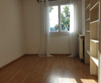 Location Appartement 3 pièces Strasbourg (67000) - PROCHE FACULTES