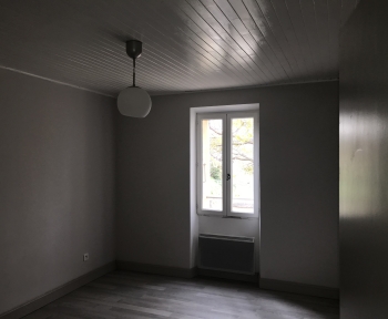 Location Maison  pièce Séguret (84110) - SEURET